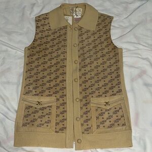 NWT Vintage Beige Sleeveless Cardigan/Vest with Pattern